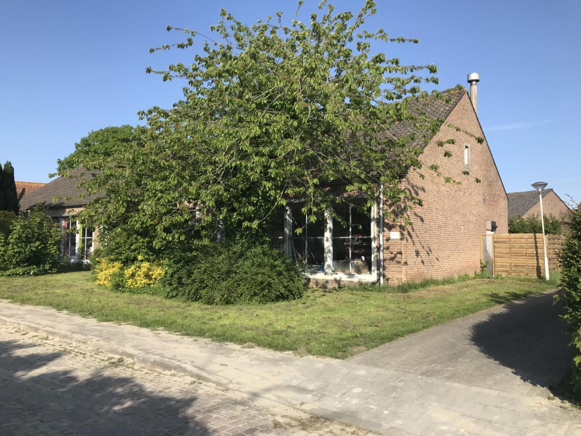 Hotel T Schooltje Schoondijke Exterior foto